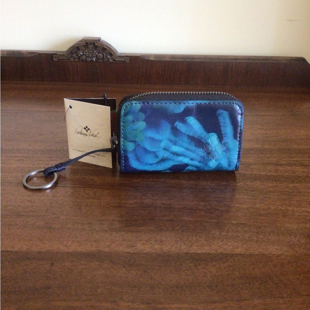 Patricia Nash Leather Key & Card Holder